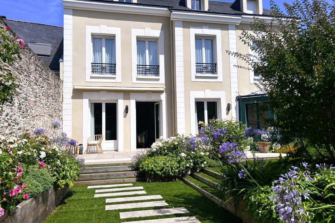 JARDIN D'ETE_D&B (1)